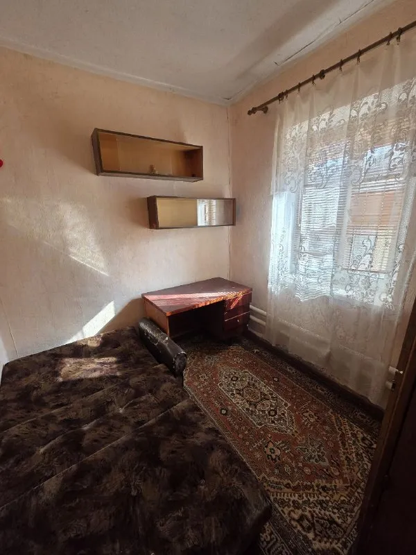 Продам дом на ул. Леваневского (верхний камброд).

Общая площадь: 92 кв. М. Материал: мергель, шлакоблок. Окна: частично металлопластик. Крыша не течет. Фундамент в хорошем состоянии. Подъезд асфальтирован, есть навес для машины. В пешей доступности: магазины, остановка общественного транспорта.

Цена: 3 300 000 руб.

Артем: +79595169535. - фотография - 3