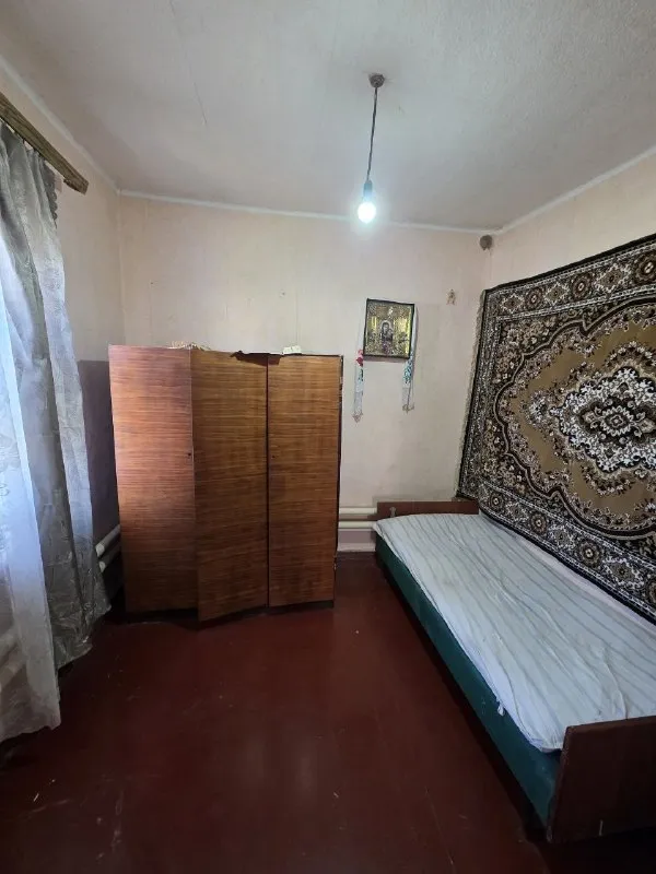 Продам дом на ул. Леваневского (верхний камброд).

Общая площадь: 92 кв. М. Материал: мергель, шлакоблок. Окна: частично металлопластик. Крыша не течет. Фундамент в хорошем состоянии. Подъезд асфальтирован, есть навес для машины. В пешей доступности: магазины, остановка общественного транспорта.

Цена: 3 300 000 руб.

Артем: +79595169535. - фотография - 4