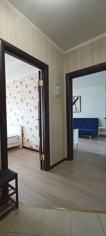 2-К квартира 💜
М. Варшавская1️⃣
Двухкомнатная 52 м² в 10 минутах от м. Варшавская (бкл).
▶️Адрес: черноморский б-р, 4к2.
Этаж 17, окна во двор, балкон, красивый бульвар рядом.
Комнаты изолир. 19 и 12 м², просторная кухня с посудомойкой и духовкой. Полноразмерная ванна.
Кровать 160 см, диван, при необходимости - подростковая кровать с новым матрасом 90*200. Шкаф во всю стену, есть рабочее место.
💜Цена: 72.000₽ + полная квитанция (ок. 10.000₽)+свет. Залог. Без комиссии.
Квартира готова к заселению.
➕Telegram: @borgen_8888 - фотография - 2